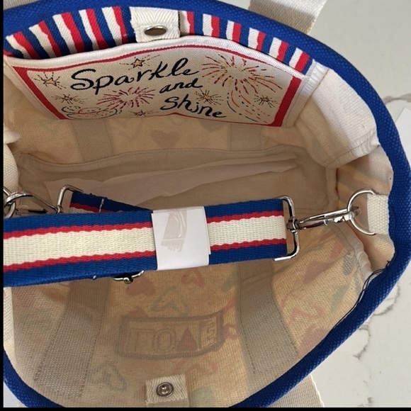 Brighton Red White And You Heart Firework Canvas Mini Tote Crossbody Strap NWT - Picture 9 of 12